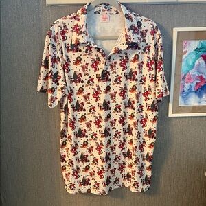 The Magic Box-Men’s Performance Button Up.